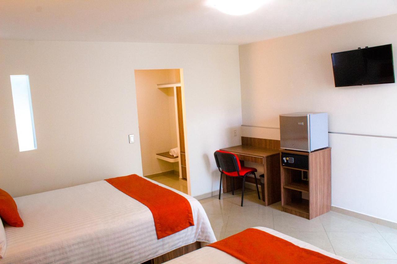 Hotel La Casa Del Reloj - Zona De Hospitales Città del Messico Esterno foto