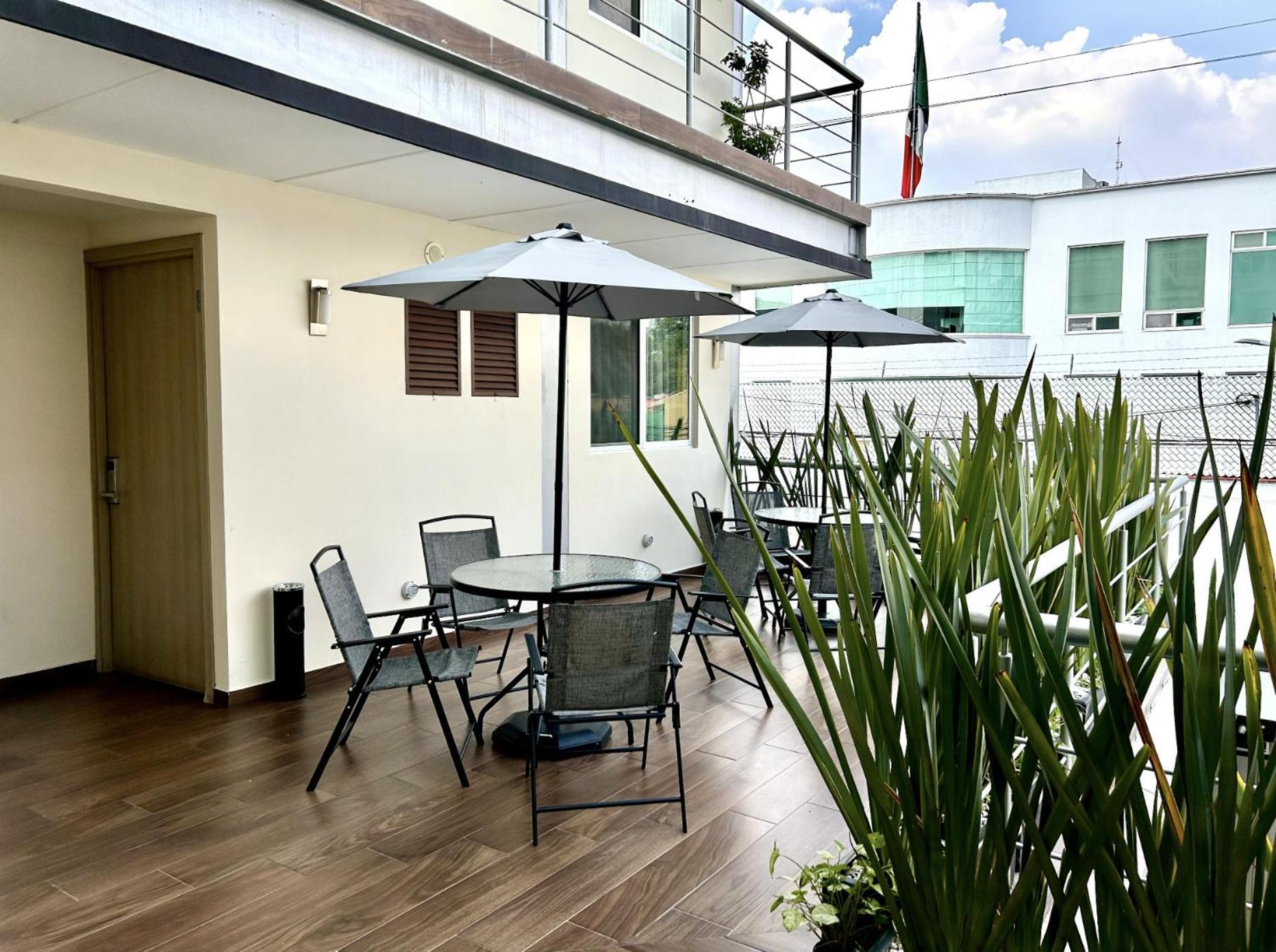 Hotel La Casa Del Reloj - Zona De Hospitales Città del Messico Esterno foto