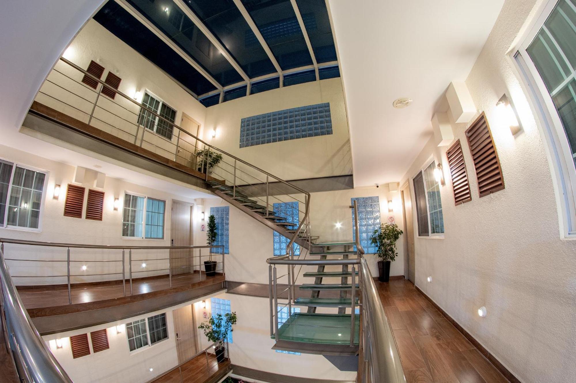 Hotel La Casa Del Reloj - Zona De Hospitales Città del Messico Esterno foto